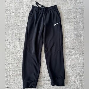Pre-owned Nike Dry-Fit Boys pants - Medium